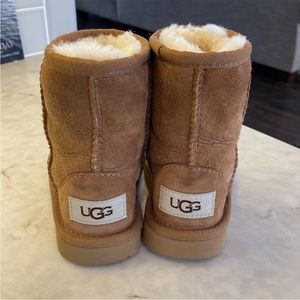 Toddler UGG Boots Size 6!
